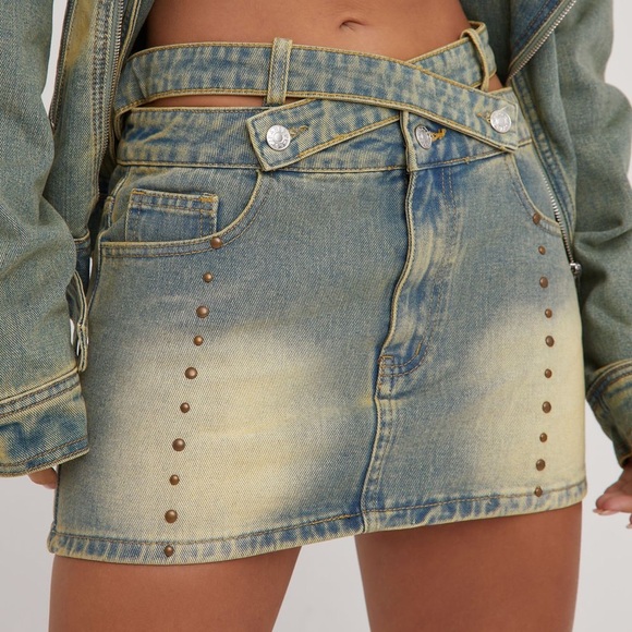 EGO Strappy Waist Belted Studded Mini Skirt In Blue Vintage Washed Denim Size 4 - Picture 3 of 11